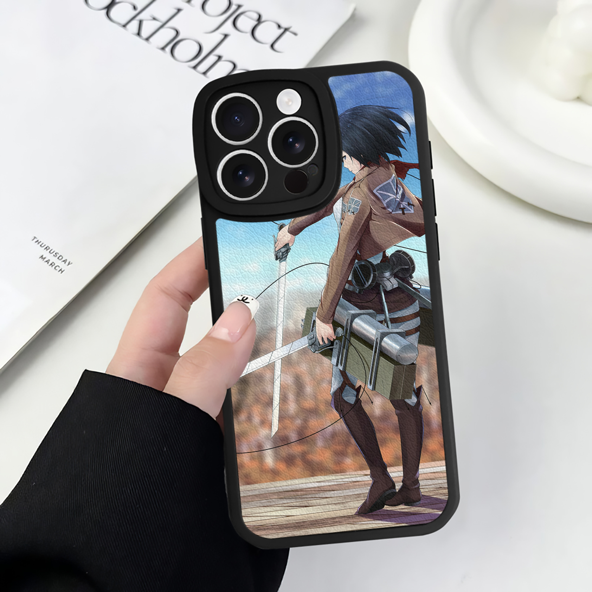 （画像用） 進撃の巨人 Attack on Titan 【iPhone 16シリーズ対応】シリコンスマホケース（レザー調） 材質：シリコン